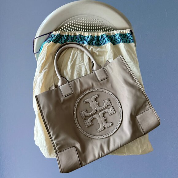 *RARE* Dove Grey Tory Burch Studded Tote I Comes with TB dust bag - Picture 6 of 7